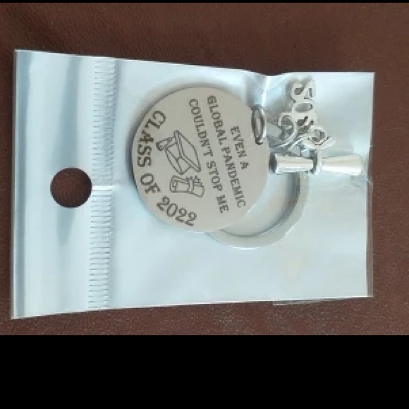 Graduation CLASS OF 2022 Stainless Steel Keychain - Picture 4 of 6